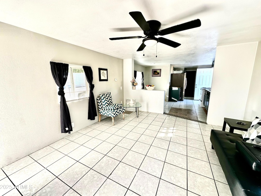 5601 W Missouri Ave unit 135, Glen Dale, AZ 85301 - photo 1