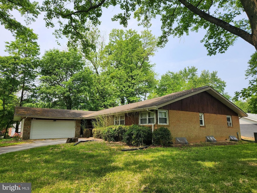 100 E Sutton Place, Wilmington, DE 19810 - photo 1