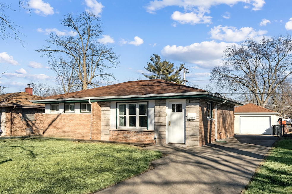 17919 School St, Lansing, IL 60438 - photo 1