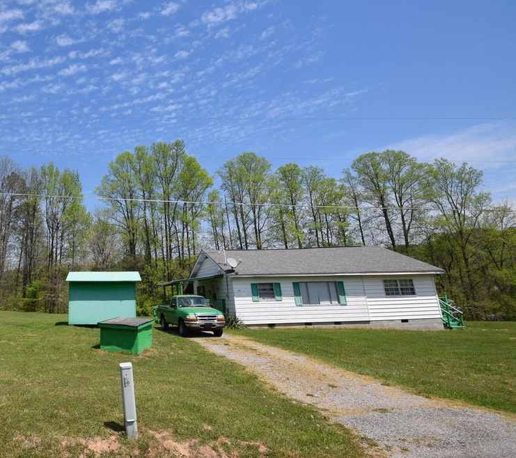 148 Johnny Smith pix0