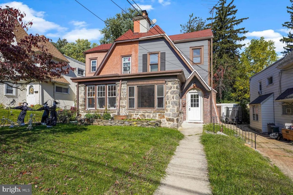 369 Lakeview Ave, Drexel Hill, PA 19026 - photo 1