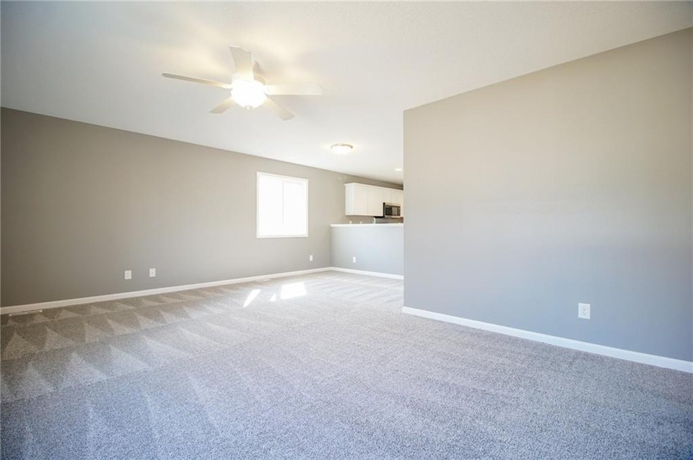 1416 E 36th Ct, Des Moines, IA 50317 - photo 1