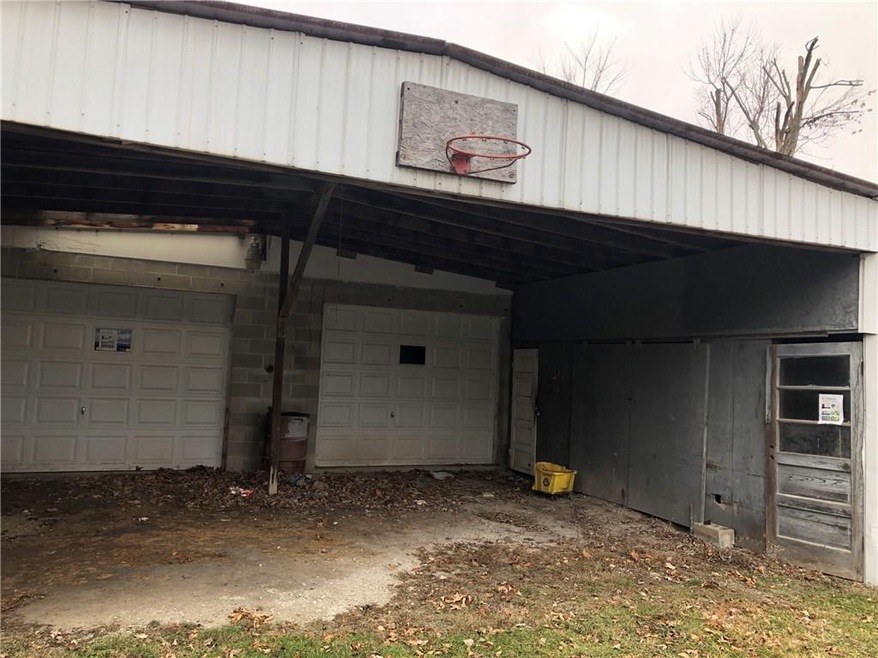 421 Taft St, Tipton, IN 46072 - photo 1