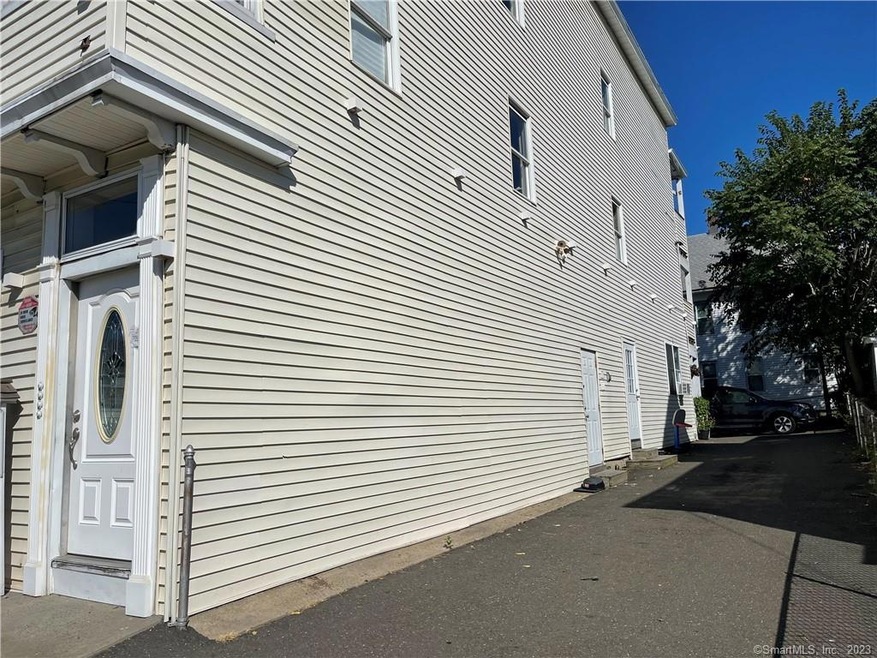 98 Orland St unit 3R, Bridgeport, CT 06605 - photo 1