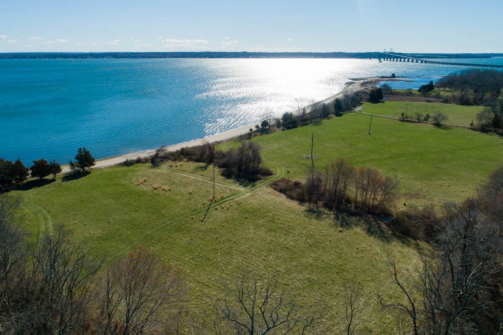 023 Plantation Ln, North Kingstown, RI 02874 - photo 1