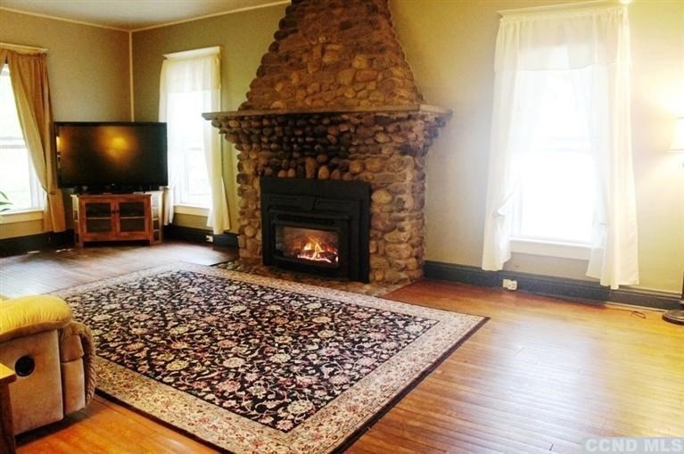 31 Seaman Ave, Castleton On Hudson, NY 12033 - photo 1