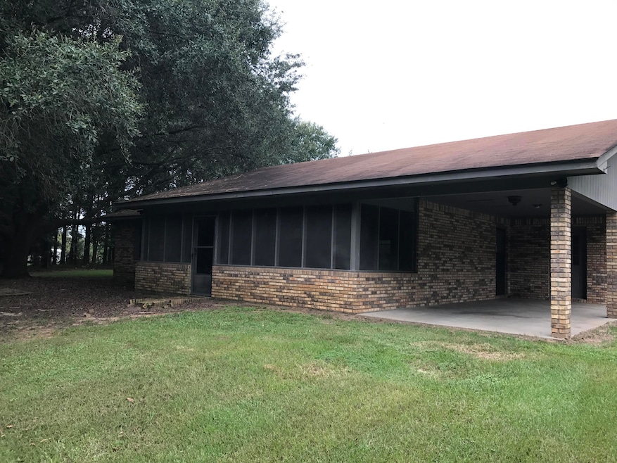 163 Cedar Ln, Laurel, MS 39443 - photo 1