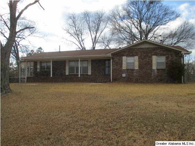 Beautiful brick home in the country!