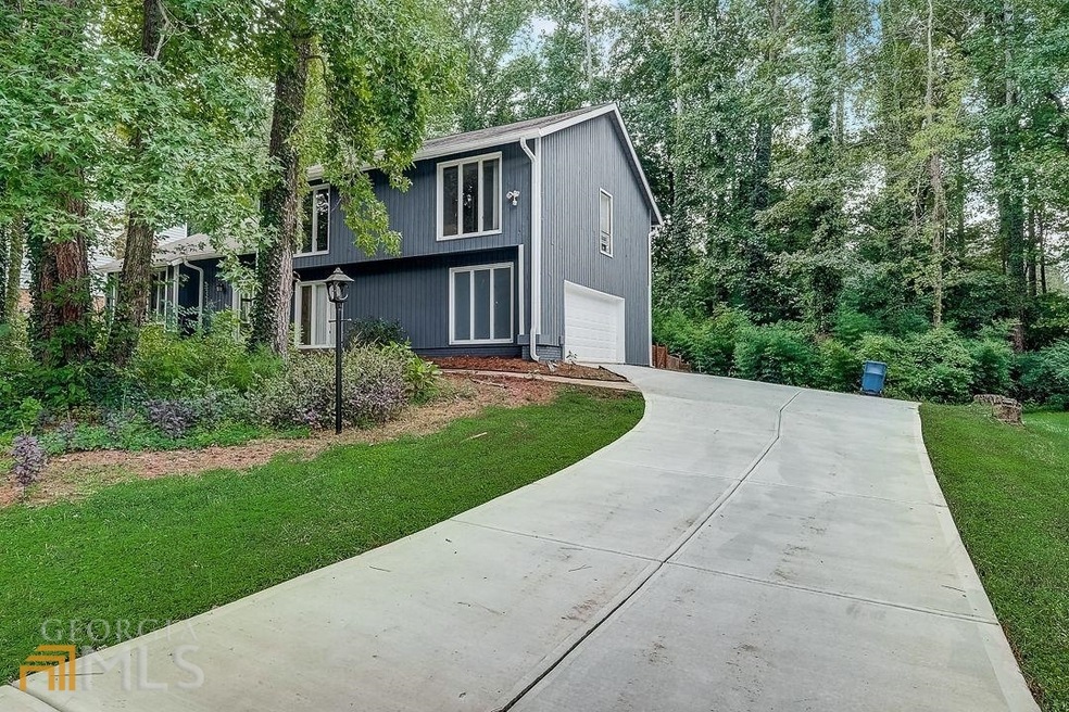 5360 Willow Point Pkwy, Marietta, GA 30068 - photo 1