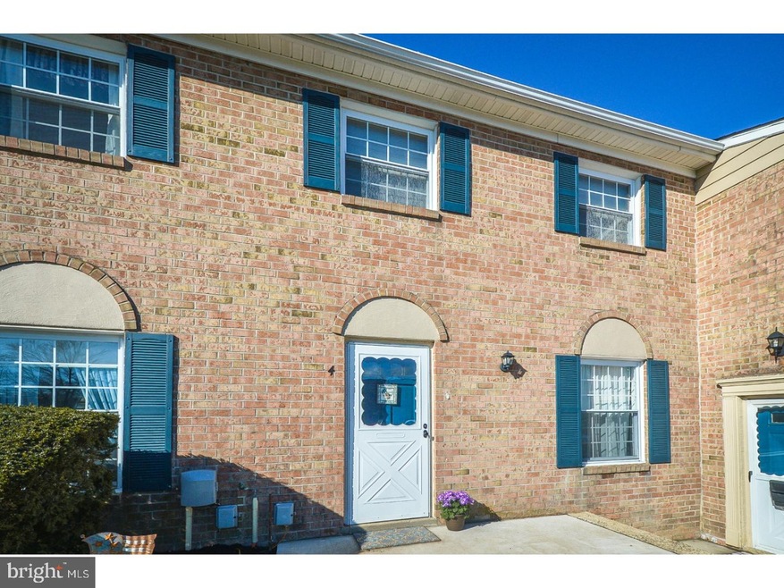 4 Delancy Ct, North Wales, PA 19454 - photo 1