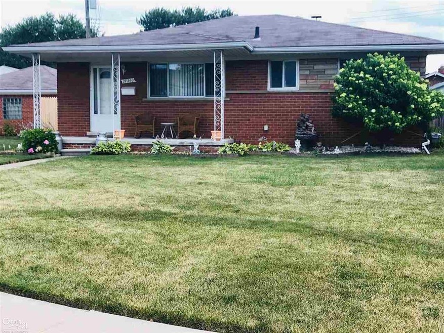 27360 W Crestmont St, Roseville, MI 48066 - photo 1