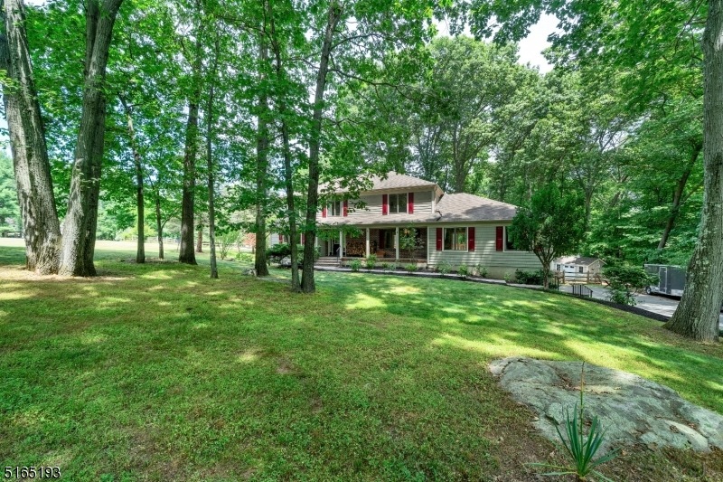 3 Esther Ct, Chester, NJ 07930 - photo 1