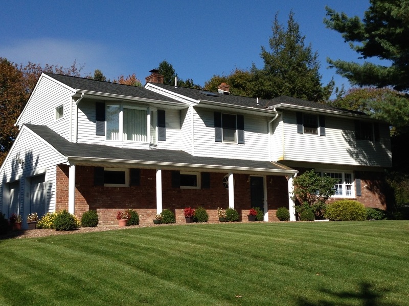 825 Albemarle St, Wyckoff, NJ 07481 - photo 1