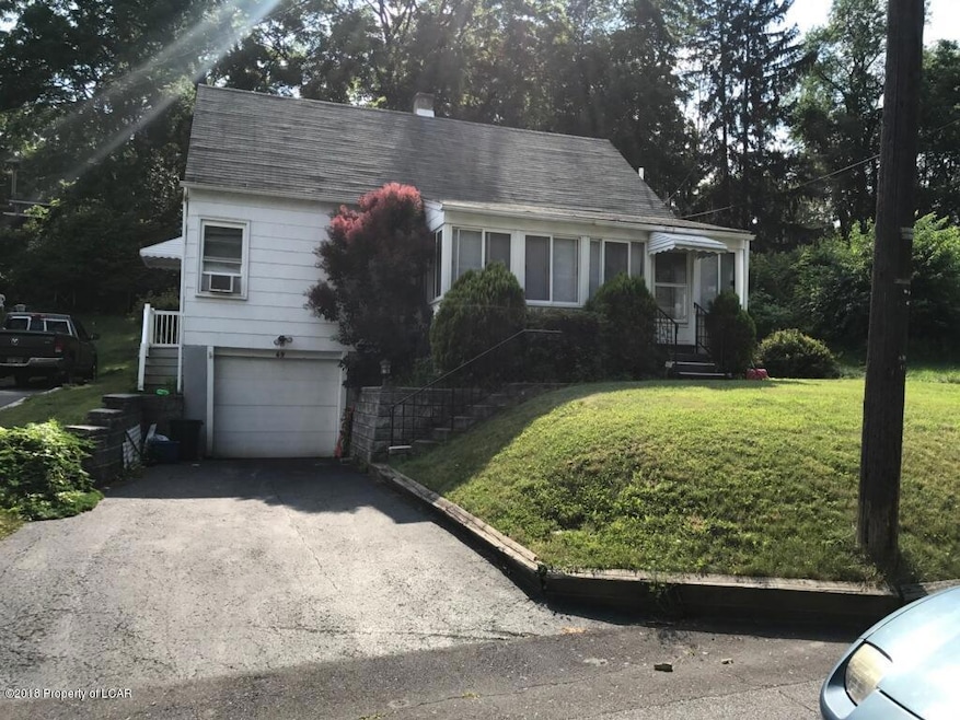 69 Perrin Ave, Shavertown, PA 18708 - photo 1