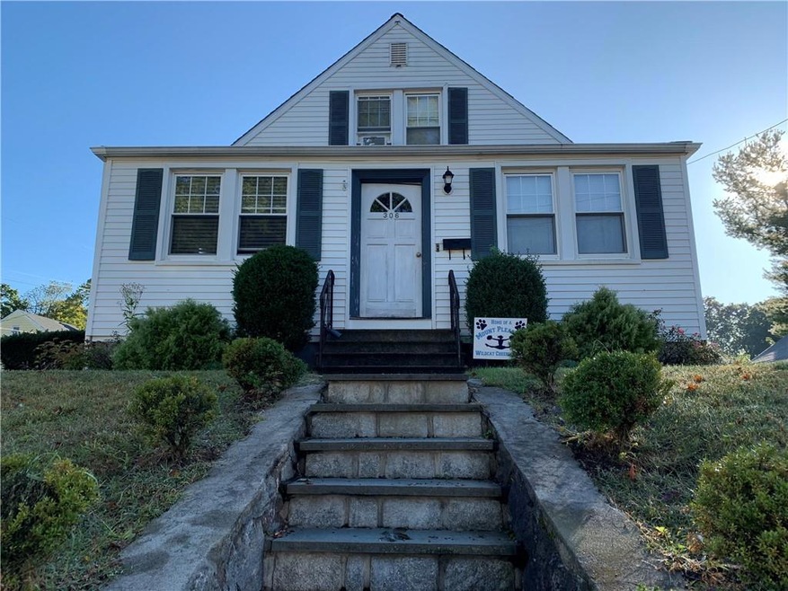 306 Memorial Dr unit 1st Floor, Hawthorne, NY 10532 - photo 1