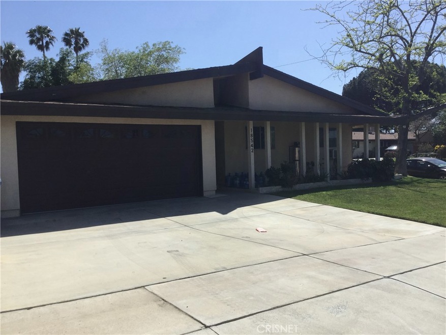 Corner Lot with 5 Bedrooms & 2 Baths