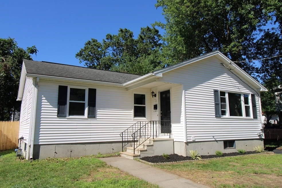 14 Lorimer St, Indian Orchard, MA 01151 - photo 1