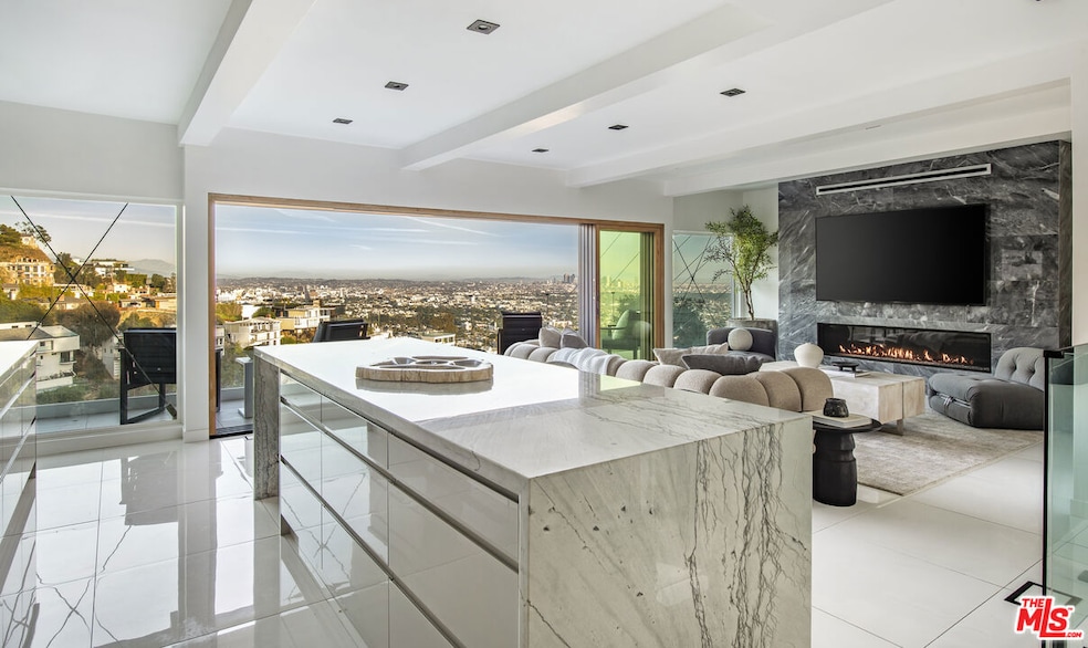 8638 Hollywood Blvd, Los Angeles, CA 90069 - photo 1