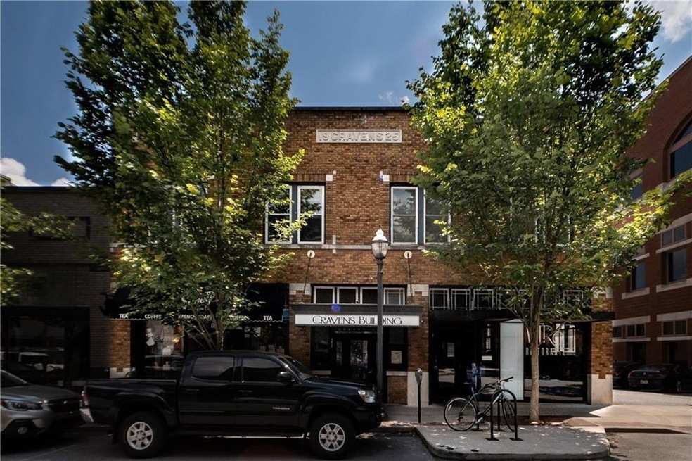 21 E Center St unit 202, Fayetteville, AR 72701 - photo 1