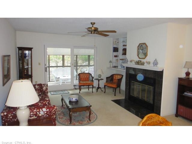 8 Monroe Ln, Avon, CT 06001 - photo 1