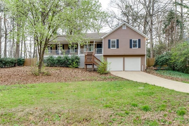 Raised ranch w/ finished basement