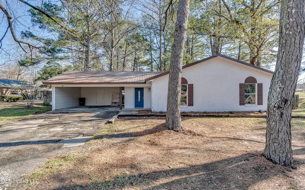 100 N Sweetgum Rd-4
