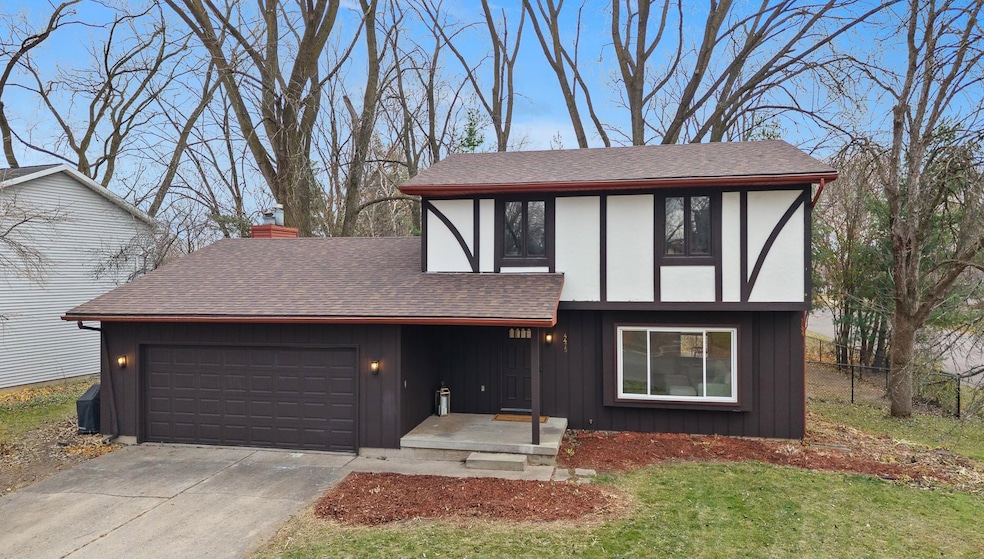 Under Contract $400,000