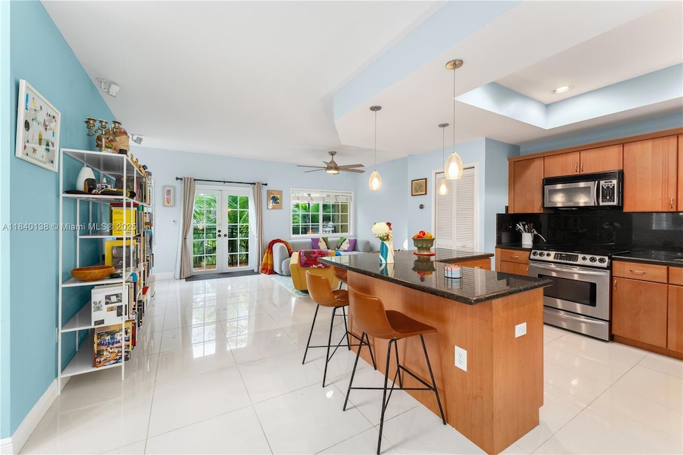 2919 Coconut Ave unit 1, Miami, FL 33133 - photo 1