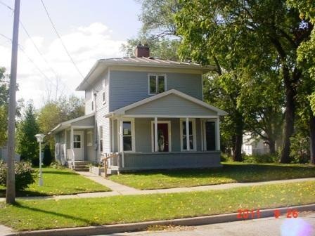 818 Lincoln Lake, Lowell, MI 49331 - photo 1