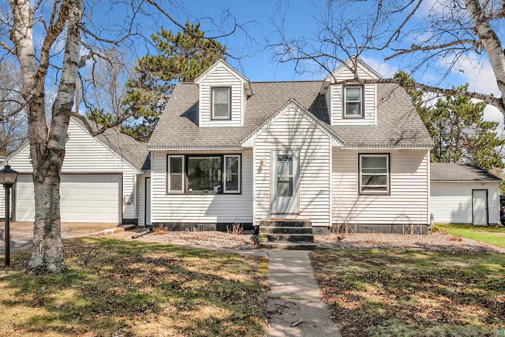 1010 14th St, Cloquet, MN 55720 - photo 1