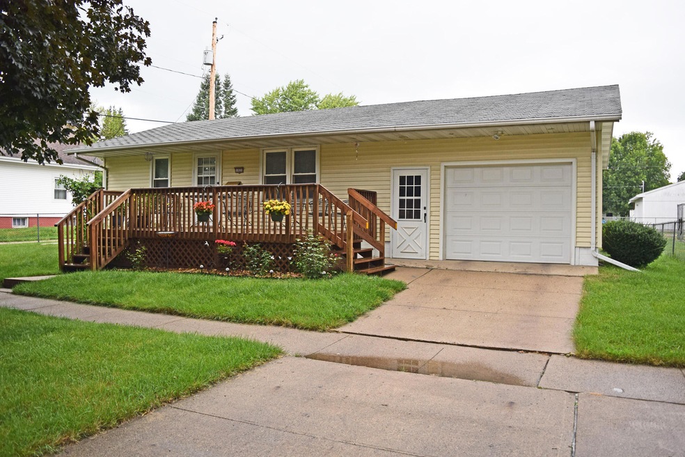 1021 - 14th Street, Boone