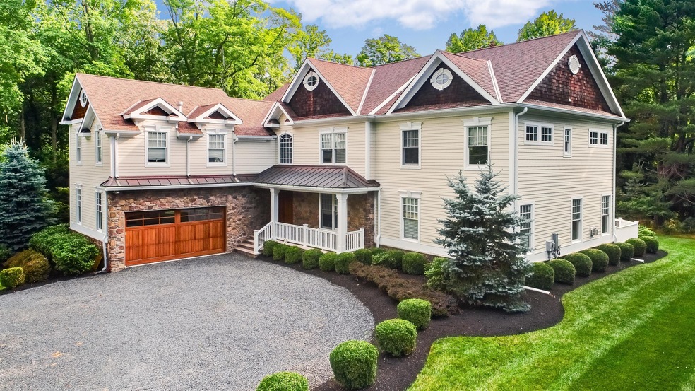 5 Woodhollow Rd, Colts Neck, NJ 07722 - photo 1