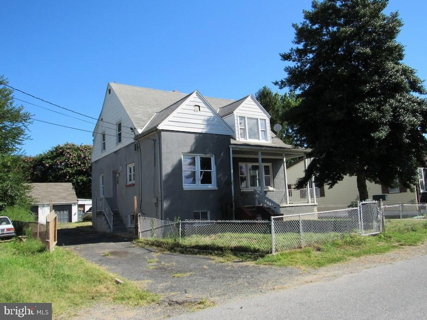 806 Silver Ave, Essex, MD 21221 - photo 1