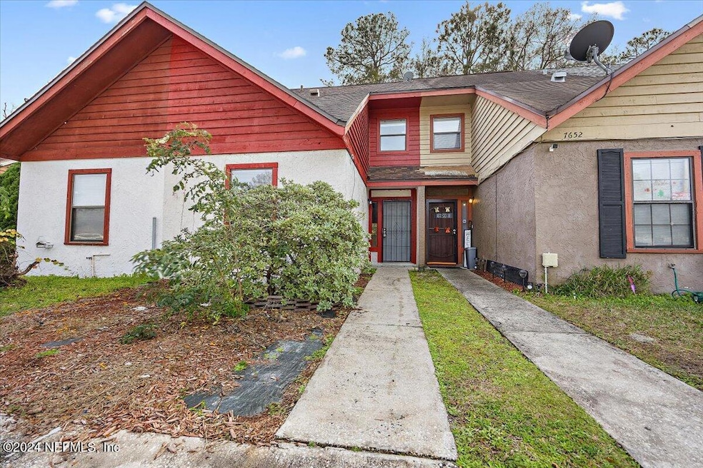 7650 Melissa Ct N, Jacksonville, FL 32210 - photo 1
