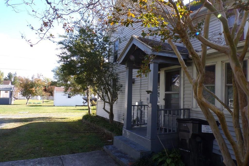 4197 Russell St, Chincoteague Island, VA 23336 - photo 1