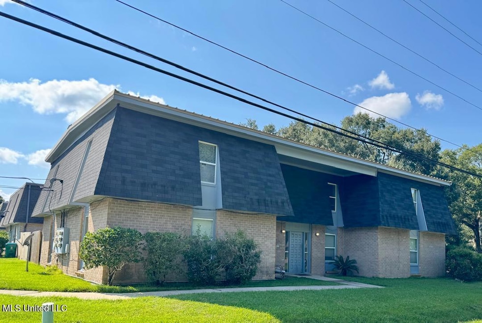 431 Bechtel Blvd unit 3, Ocean Springs, MS 39564 - photo 1