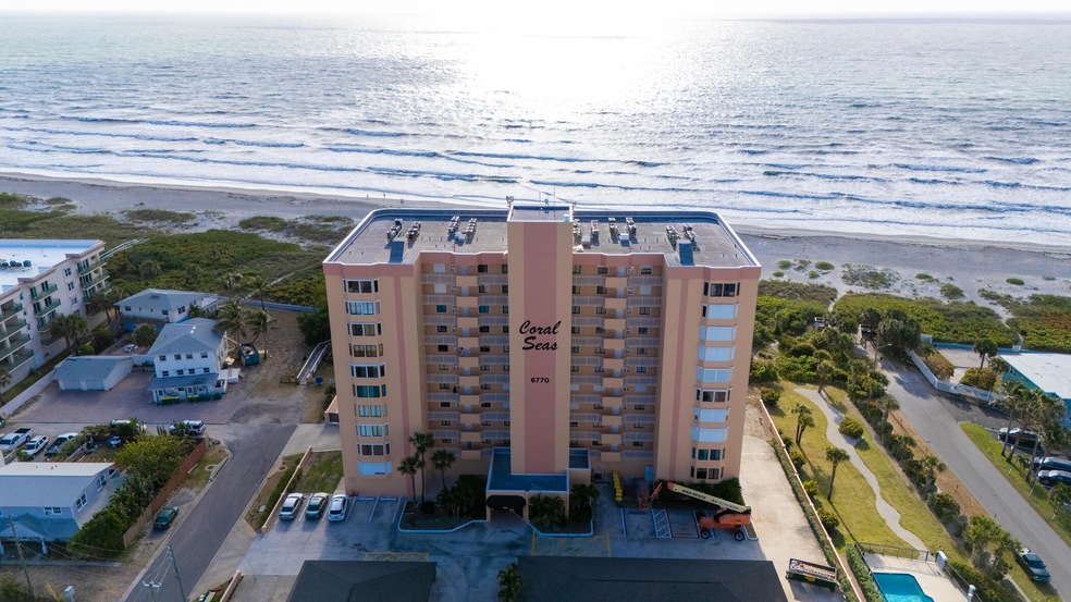 6770 Ridgewood Ave Oceanfront Condo
