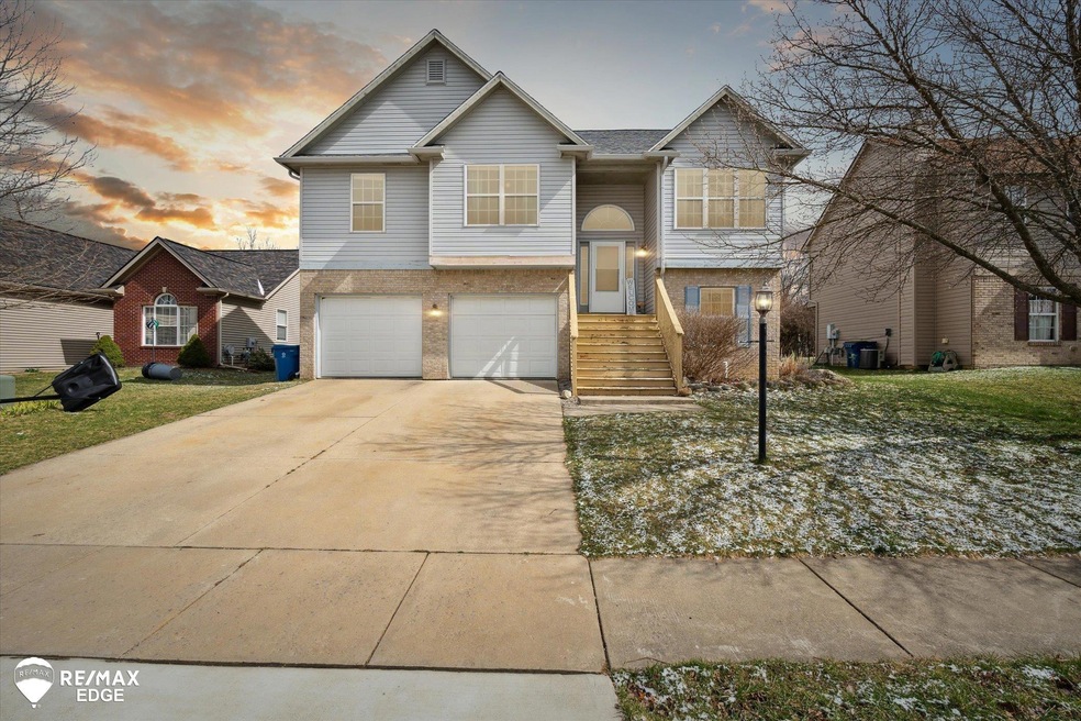 816 Star Dr unit 12, Davison, MI 48423 - photo 1