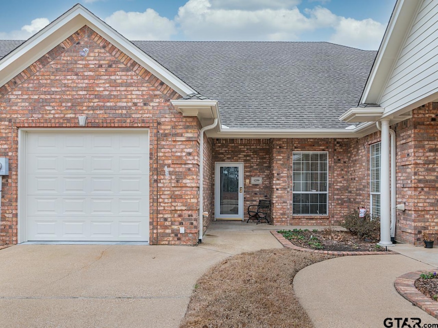 1259 1259 Quinby Ln, Tyler, TX 75701 - photo 1