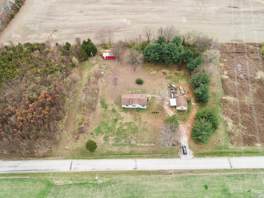 9970 Drum Hill Rd, Mascoutah, IL 62258 - photo 1