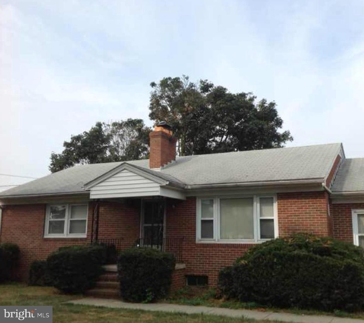 6102 Quinn Orchard Rd, Frederick, MD 21704 - photo 1