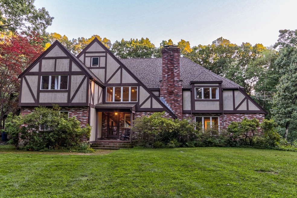 38 Hill St, Medway, MA 02053 - photo 1