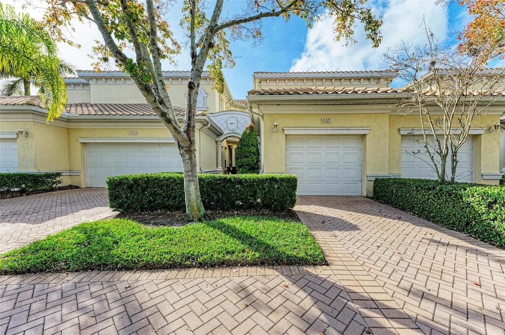 1910 Triano Cir unit 1910, Venice, FL 34292 - photo 1