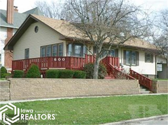 600 E 4th St N, Newton, IA 50208 - photo 1
