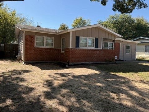414 E Tucker Blvd, Arlington, TX 76010 - photo 1