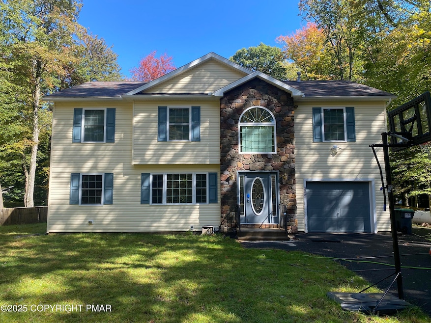 3222 Beech Ridge Dr, Pocono Summit, PA 18346 - photo 1