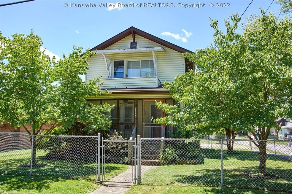 1814 Myers Ave, Dunbar, WV 25064 - photo 1