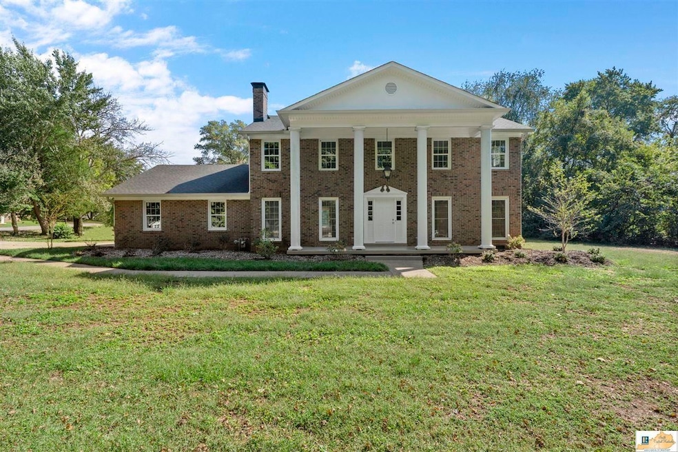 2904 Smallhouse Rd, Bowling Green, KY 42104 - photo 1