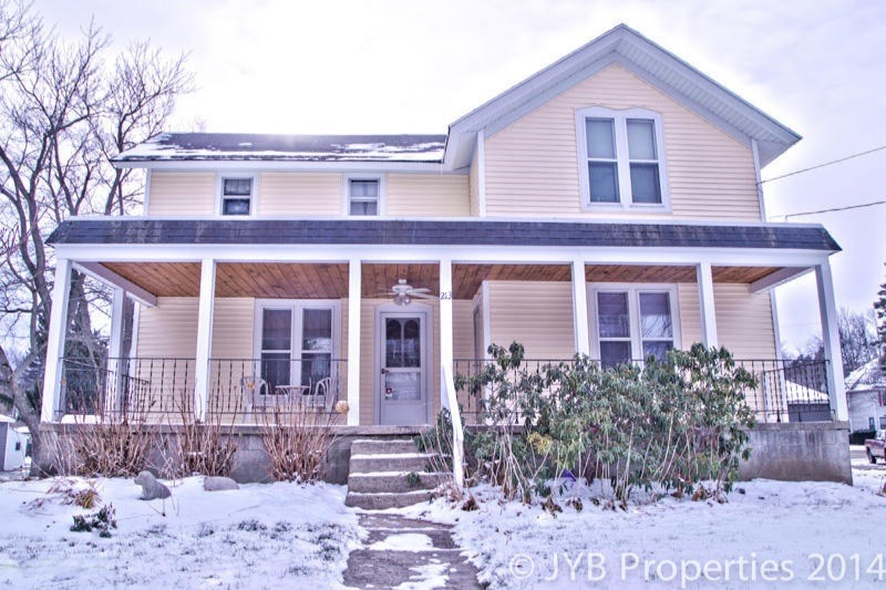 W Main St | Caledonia Homes For Sale-17