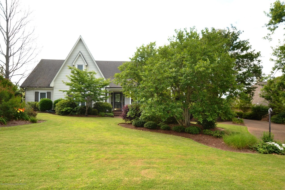 Gorgeous home on the golf course